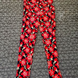 Lularoe leggings tall and curvy